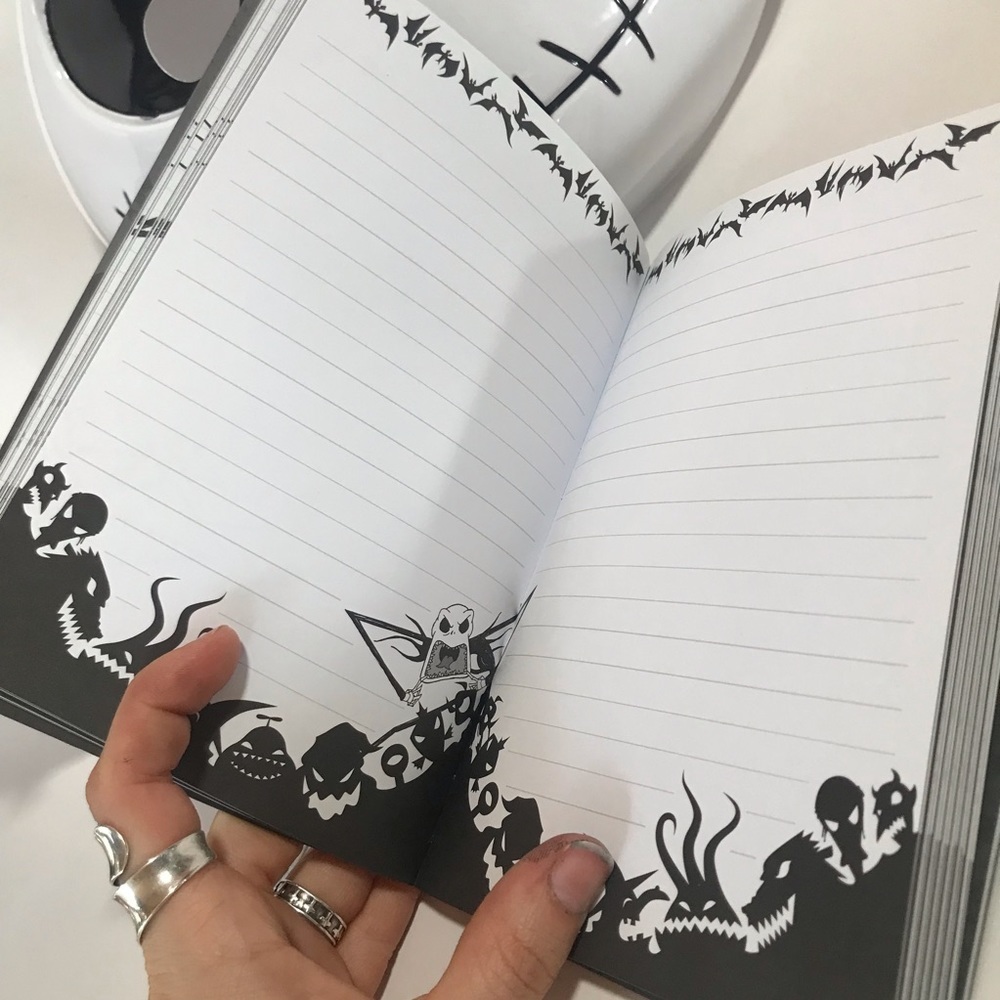 8 Piece Disney Nightmare Before Christmas Bundle! - Picture 7 of 12